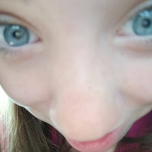 Meet your Posher, Molly - Picture 3 of 5